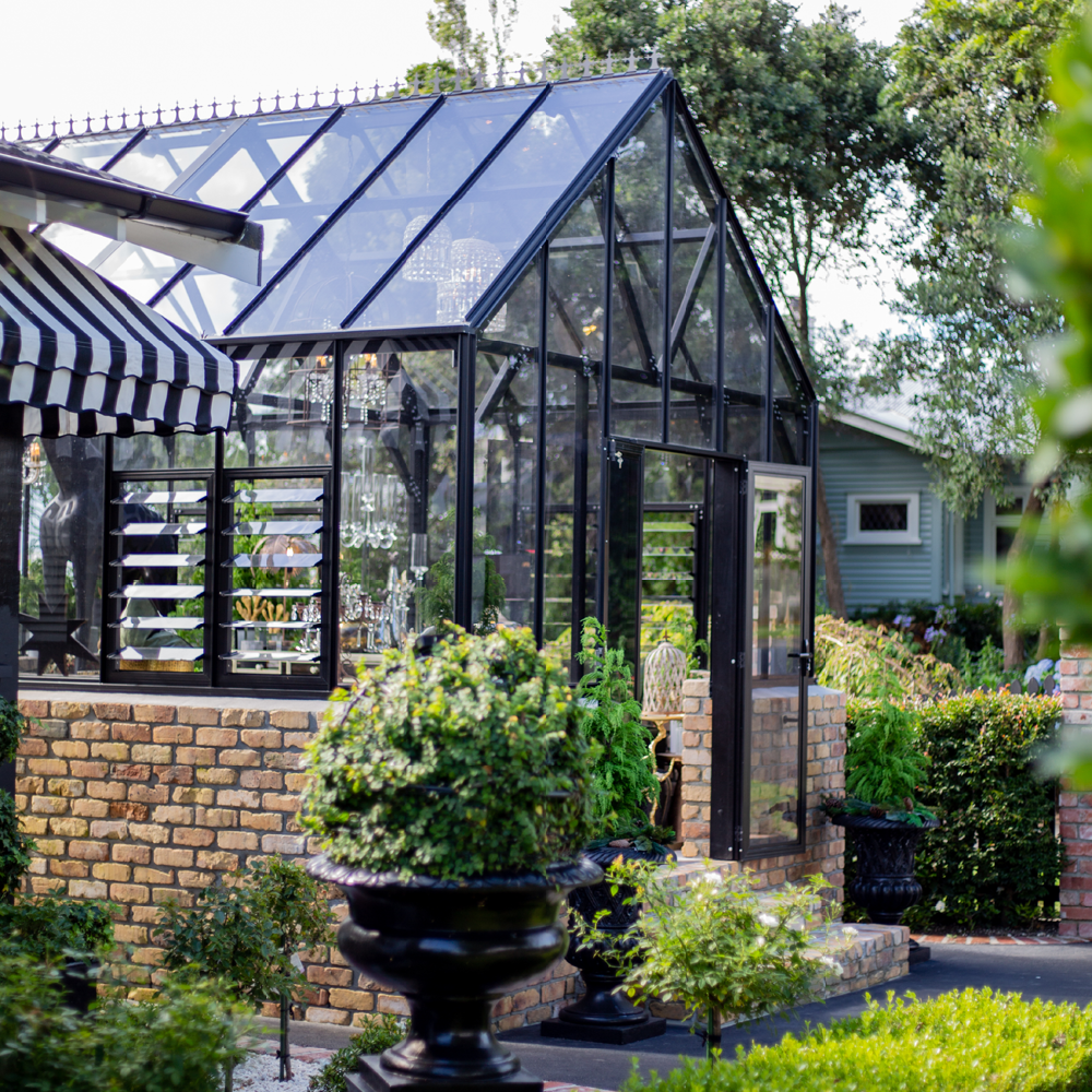 12x16ft (3.8x5.1m) Elite Glasshouse