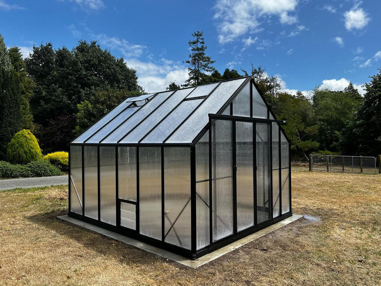 Winter Gardenz 10x12ft (3.2x3.8m) Greenhouse 6mm Polycarbonate