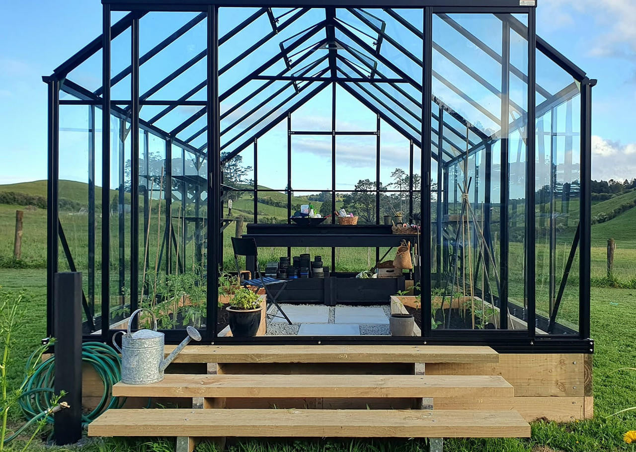 Winter Gardenz 10x16ft (3.2x5.1m) Glasshouse 4mm Toughened Glass