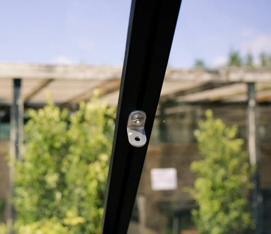 Hanging Brackets / Crop Clips